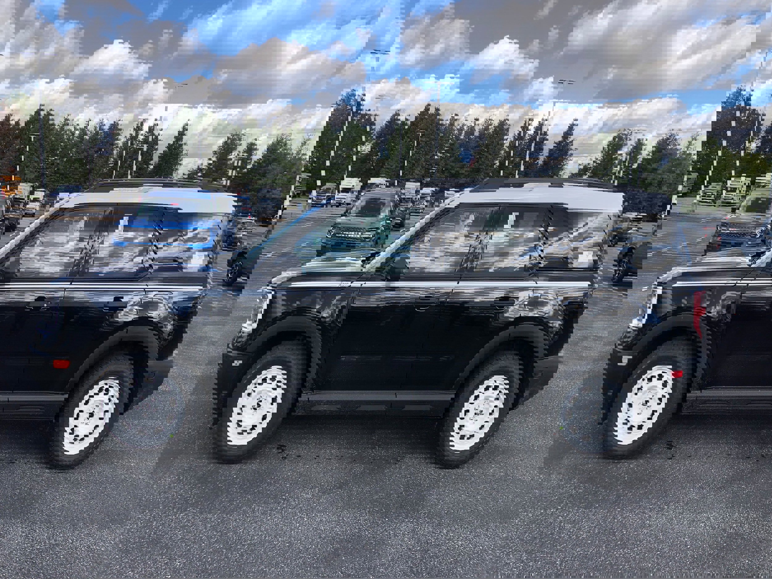 New 2025 Ford Bronco Sport Heritage image 2