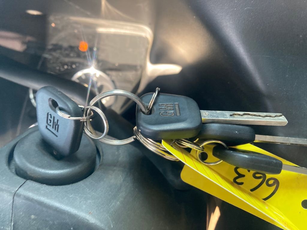 Used 2018 Chevrolet Express 2500 w/ Driver Convenience Package image 33