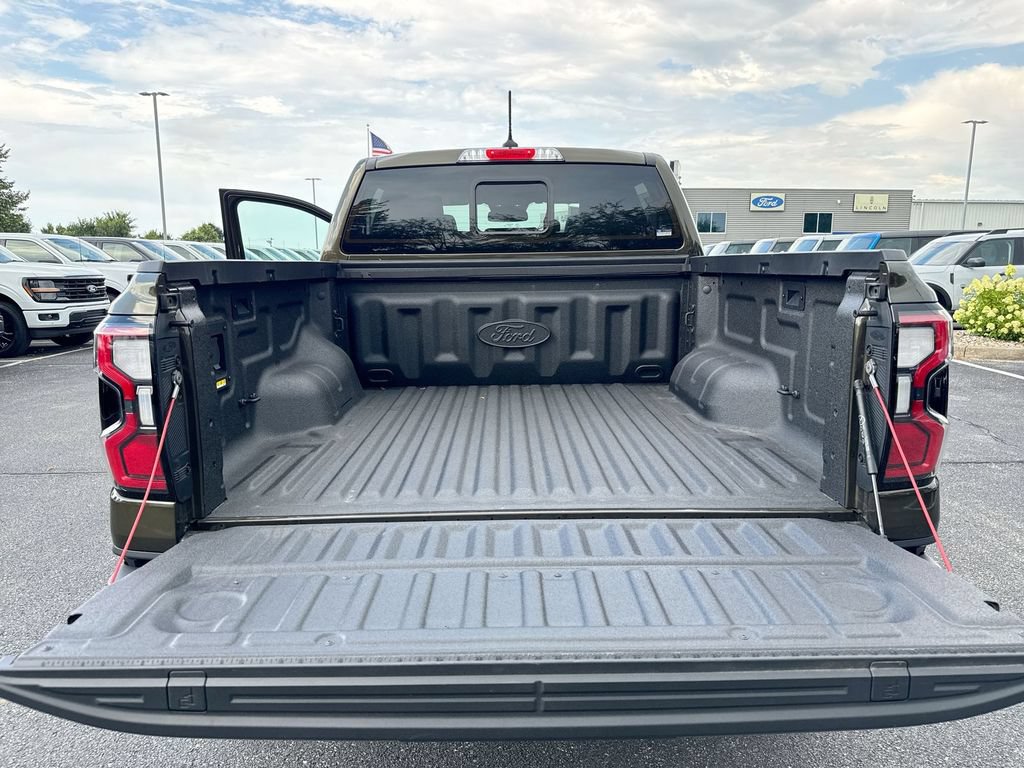 Used 2025 Ford Ranger Raptor AWD/4WD image 24