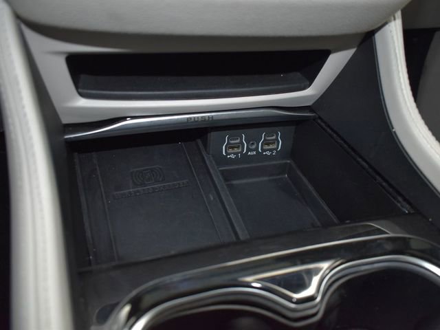 Used 2023 Chrysler Pacifica Limited image 26