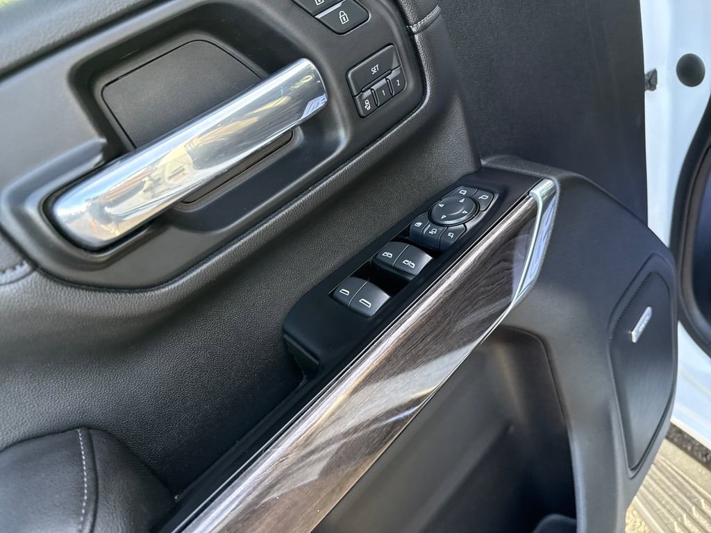 Used 2020 Chevrolet Silverado 3500 LTZ w/ LTZ Plus Package image 14