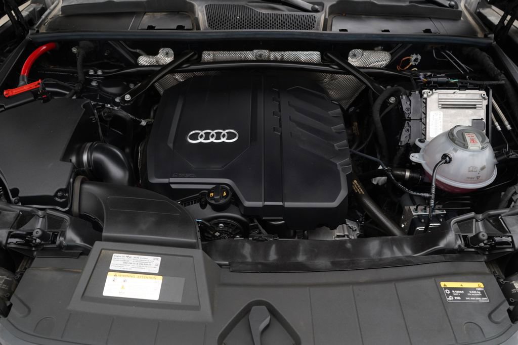 Used 2023 Audi Q5 2.0T Premium w/ Convenience Package AWD/4WD image 13
