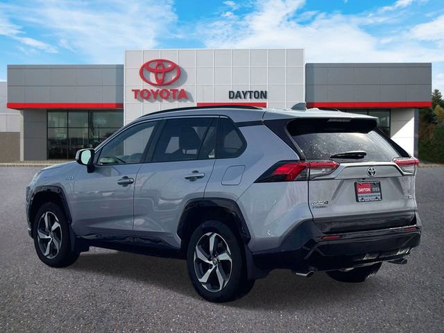 Used 2023 Toyota RAV4 SE w/ Weather & Moonroof Package image 4