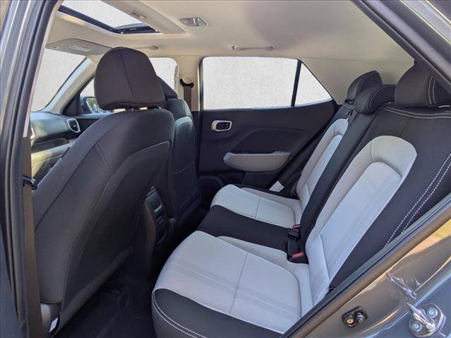 New 2026 Hyundai Venue SEL FWD image 18