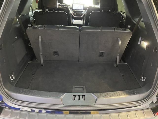 Used 2025 Ford Explorer ST-Line AWD/4WD image 31