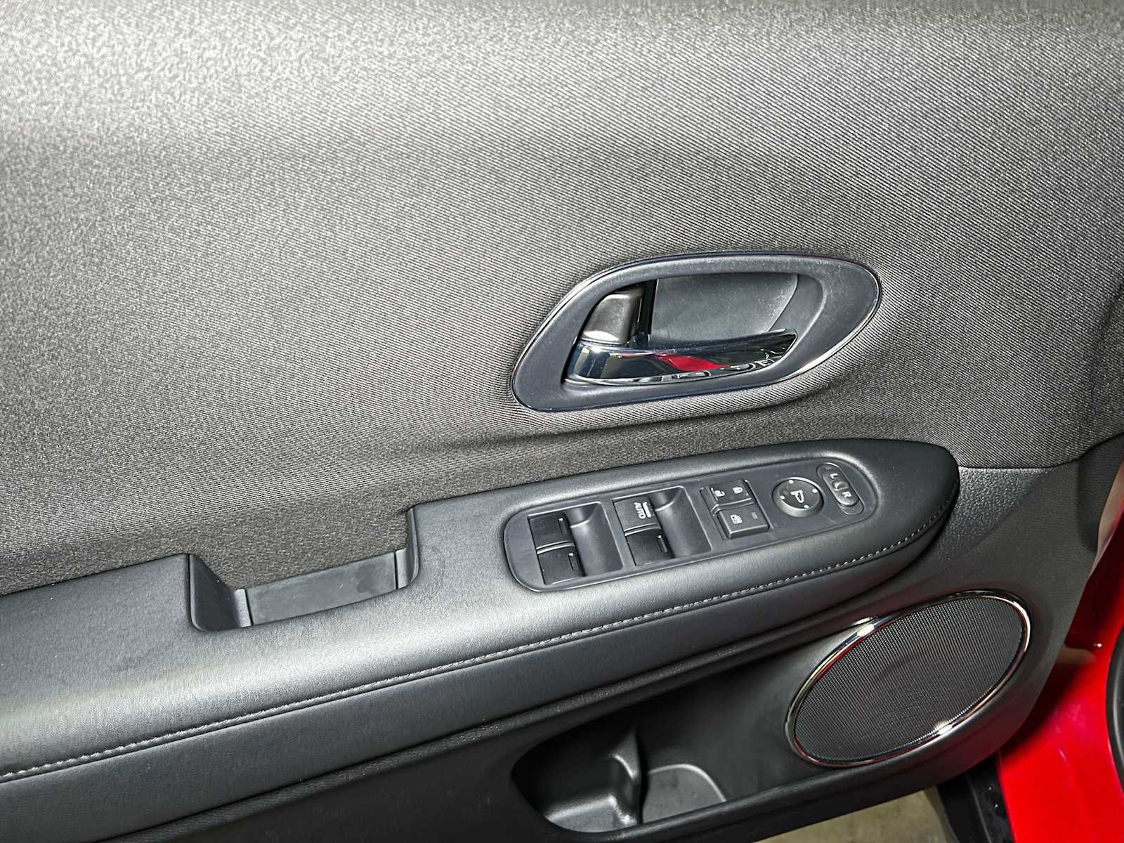 Used 2017 Honda HR-V EX image 20