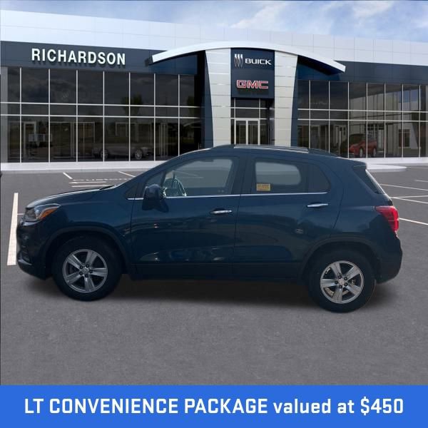 Used 2020 Chevrolet Trax LT w/ LT Convenience Package image 2