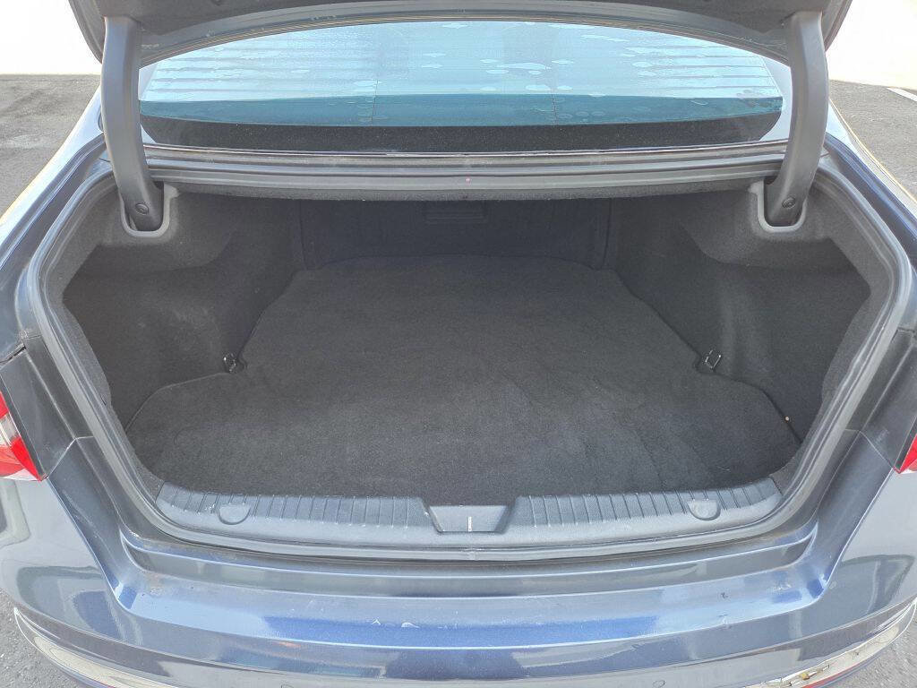 Used 2014 Kia Cadenza Premium w/ Technology Package image 12