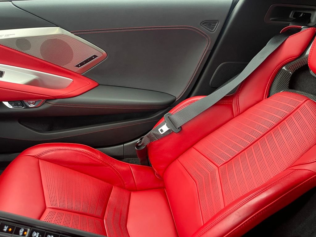 Used 2023 Chevrolet Corvette Stingray Preferred Cpe w/ Z51 Performance Package image 32