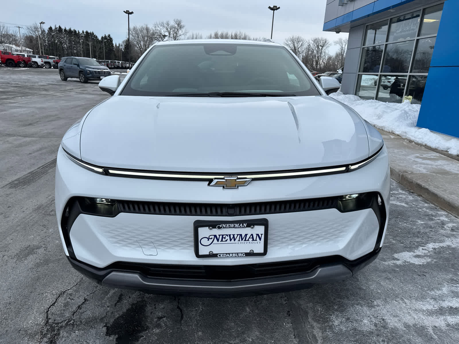 Used 2025 Chevrolet Equinox EV LT image 12