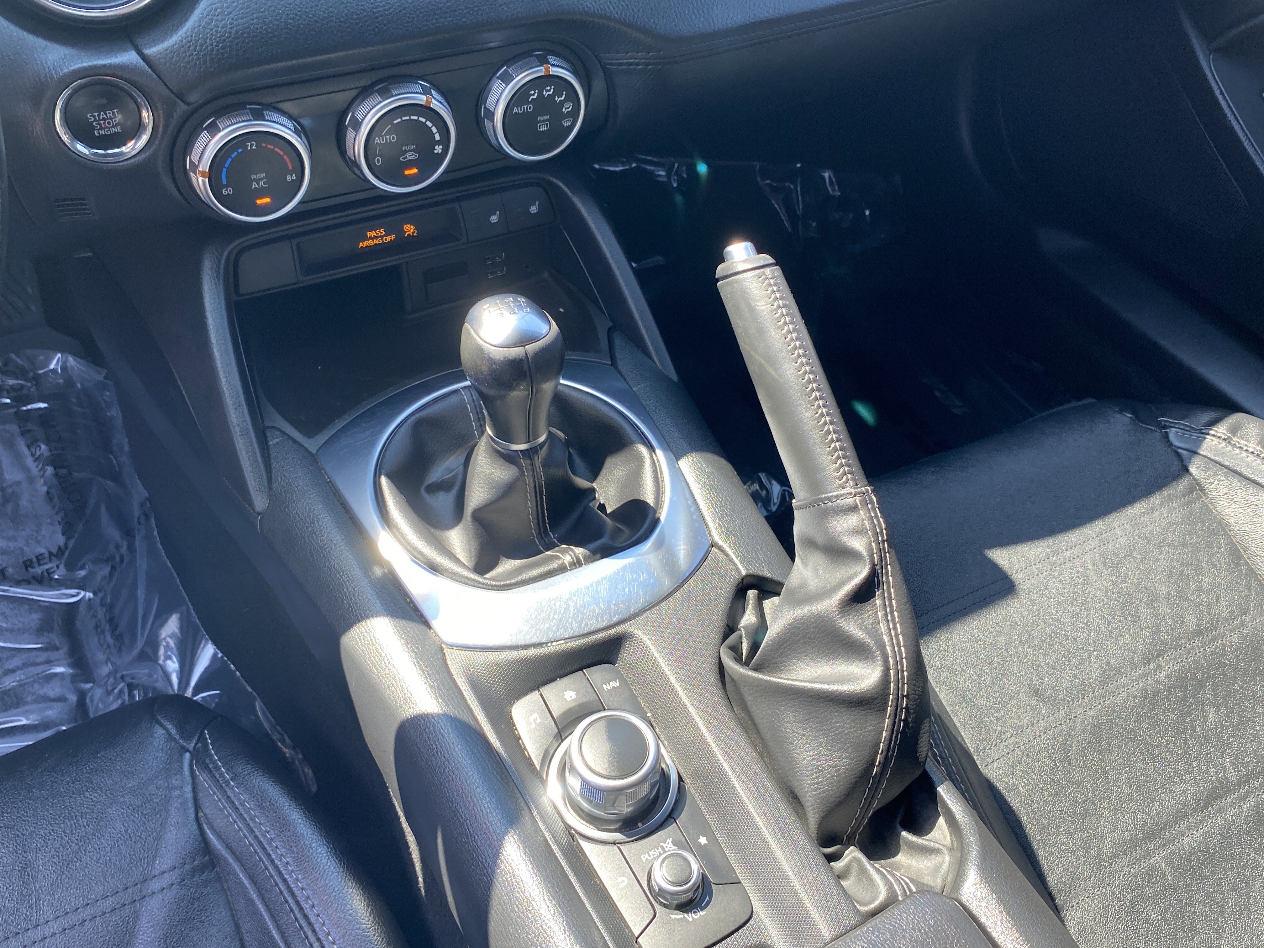 Used 2017 FIAT 124 Spider Lusso image 9