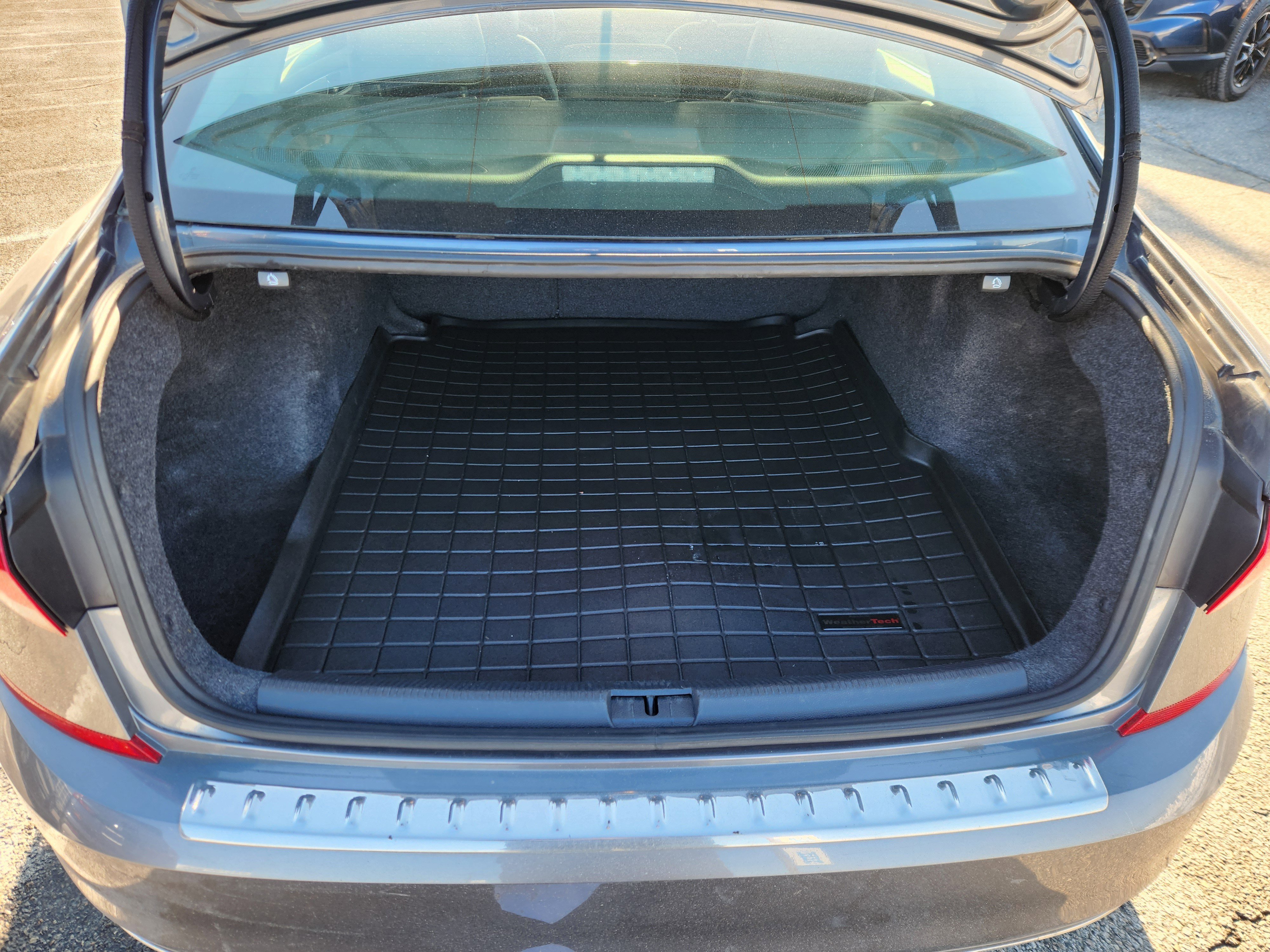 Used 2022 Volkswagen Passat 2.0T SE image 19