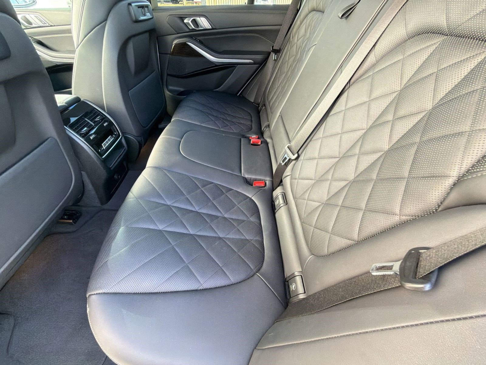 Used 2023 BMW X5 xDrive40i AWD/4WD image 30