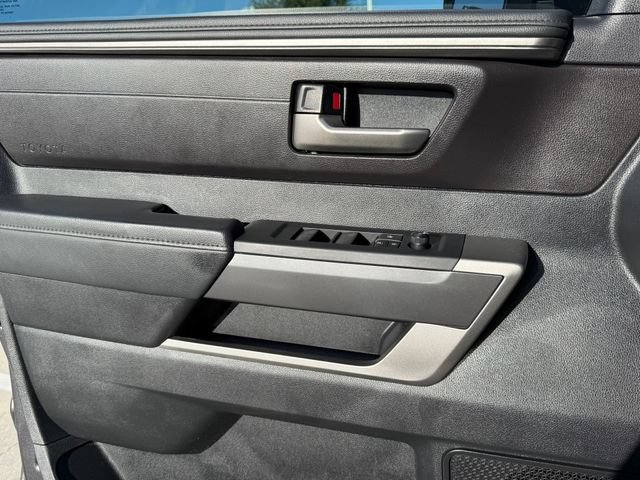 Used 2022 Toyota Tundra SR5 AWD/4WD image 22