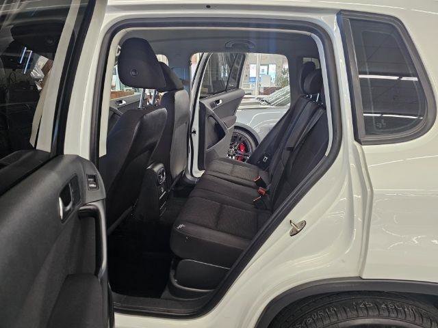 Used 2018 Volkswagen Tiguan Limited AWD/4WD image 26