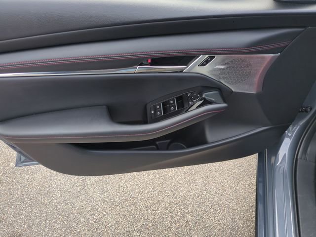Used 2023 MAZDA MAZDA3 s image 12