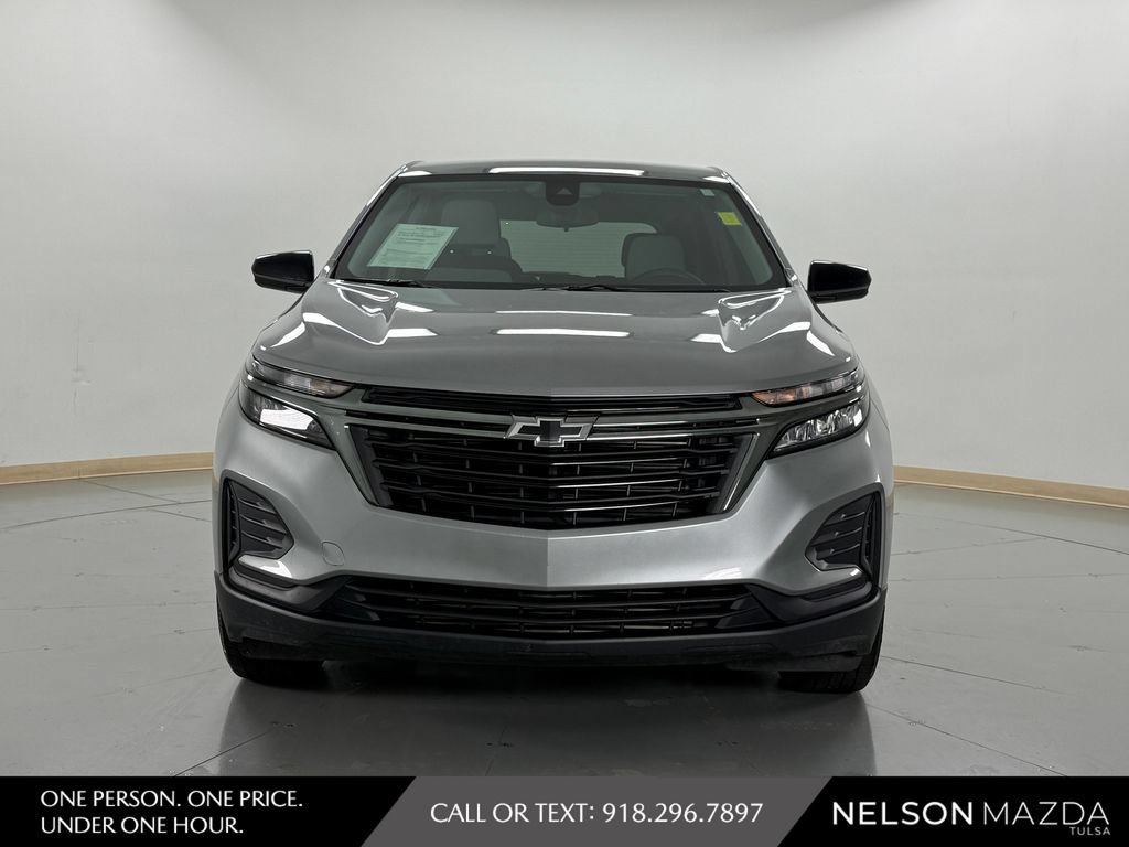 Used 2024 Chevrolet Equinox LS w/ LS Convenience Package FWD image 2