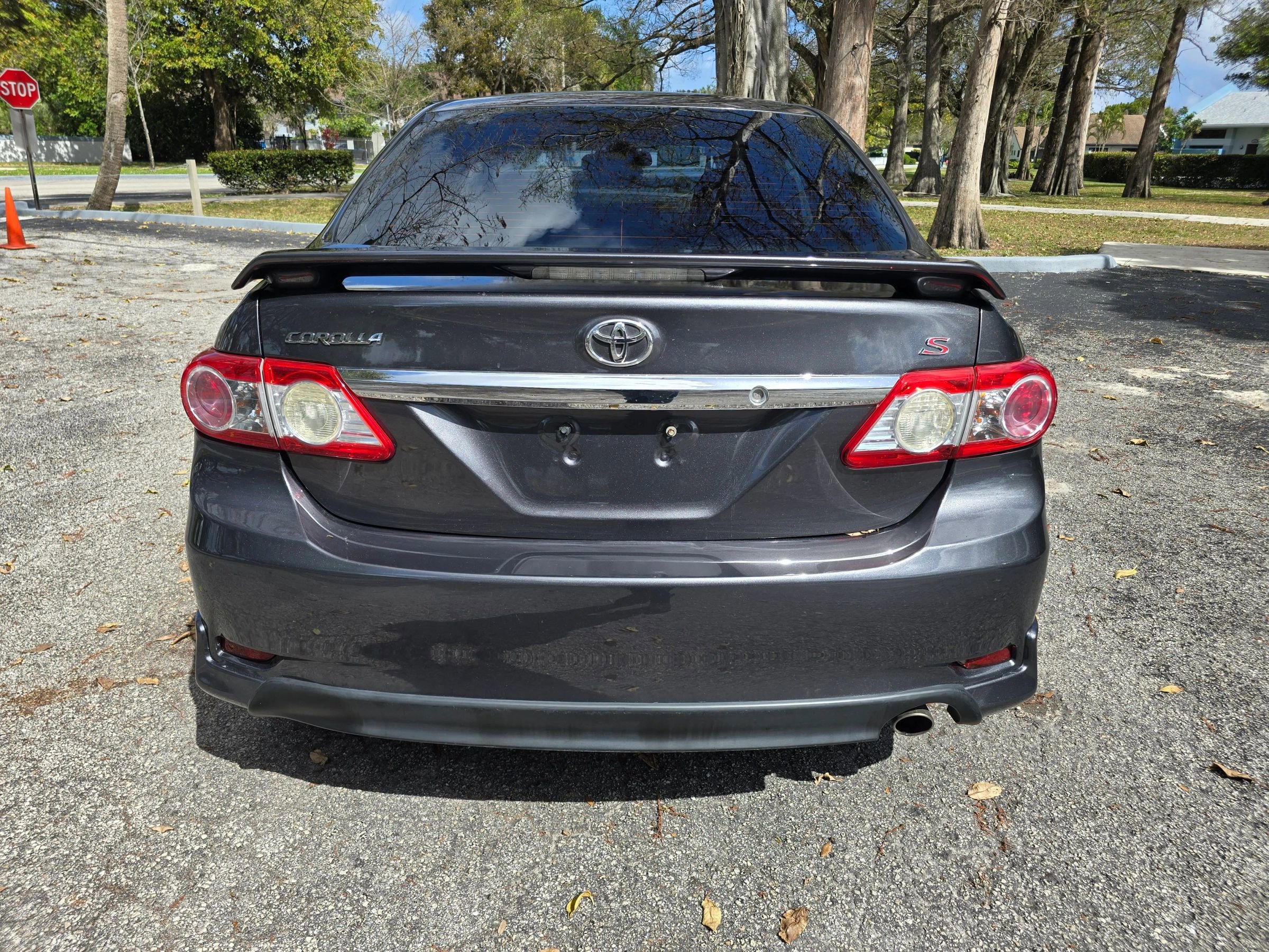 Used 2012 Toyota Corolla S image 6