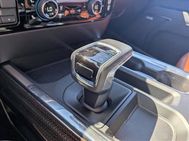 Used 2026 Chevrolet Silverado 1500 LT Trail Boss w/ Convenience Package II image 11