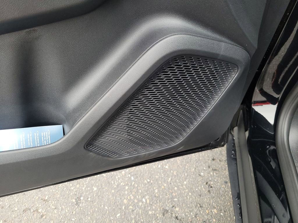 New 2026 Chevrolet Equinox EV LT image 23