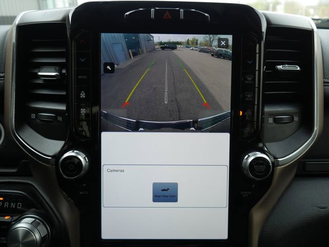 Used 2022 RAM 1500 Laramie AWD/4WD image 8