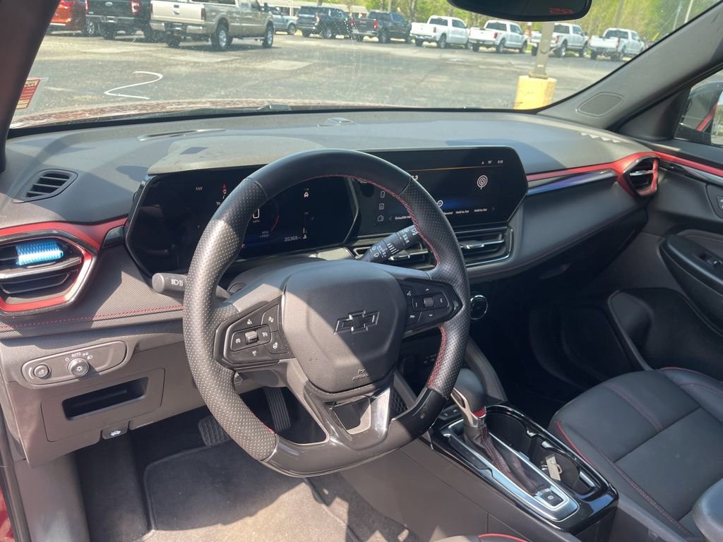 Used 2024 Chevrolet TrailBlazer RS w/ Convenience Package image 16