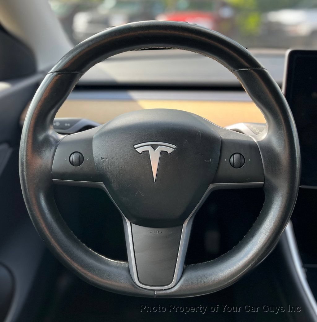 Used 2020 Tesla Model Y Long Range AWD/4WD image 22