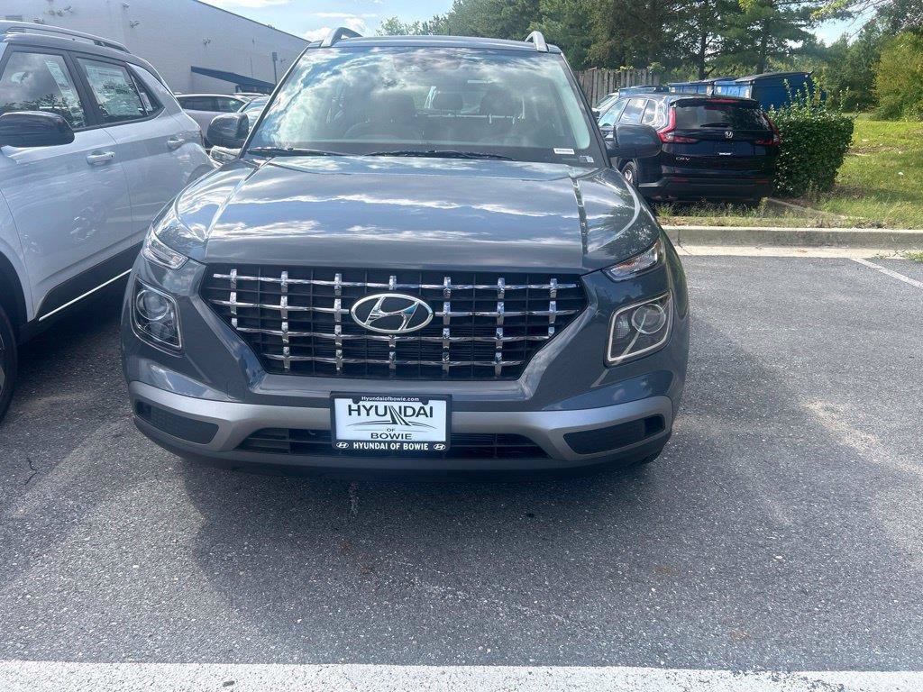 New 2026 Hyundai Venue SEL FWD image 8