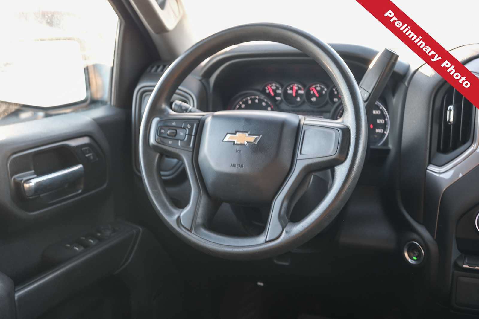 Used 2022 Chevrolet Silverado 1500 Custom RWD image 16
