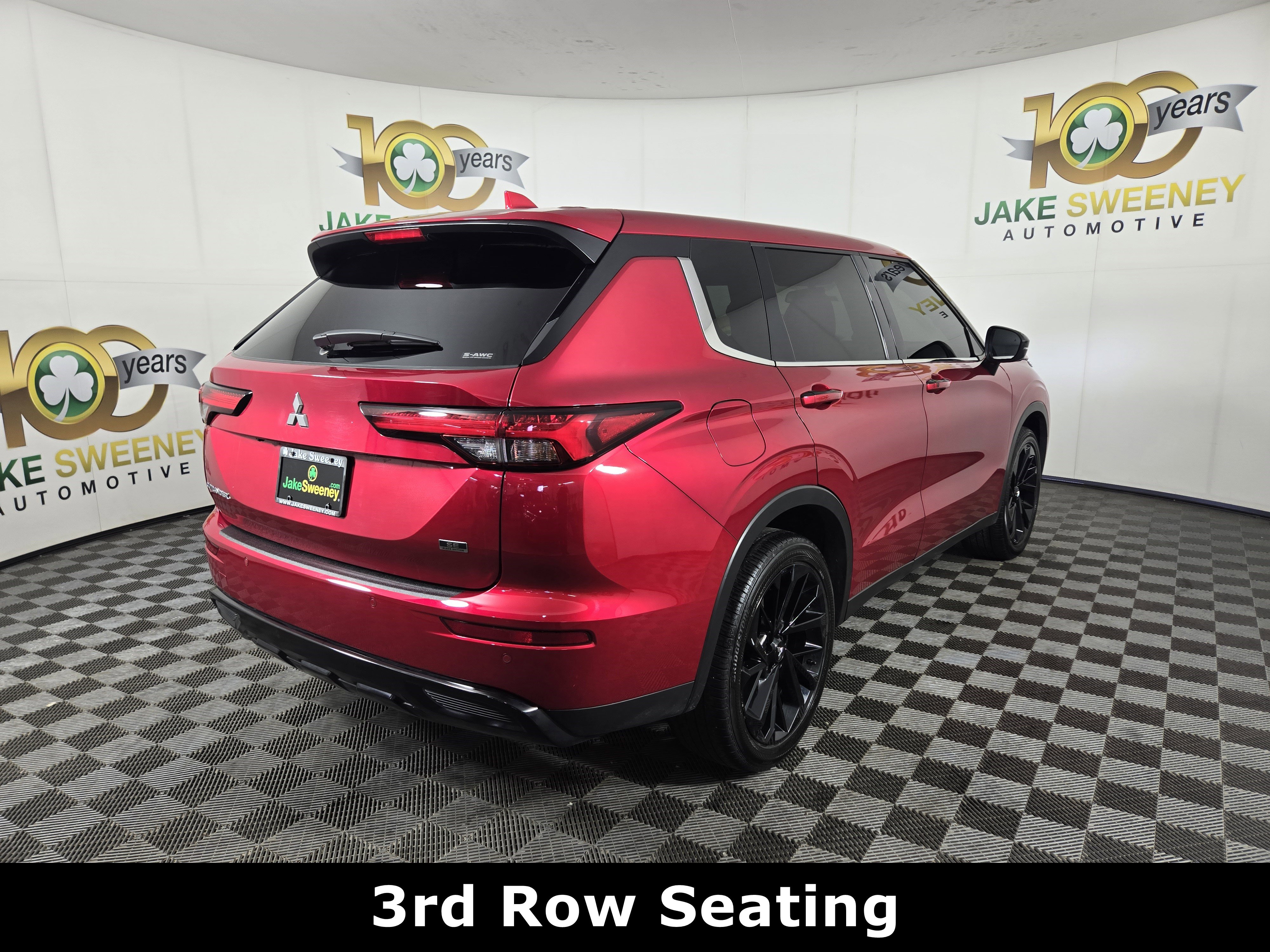 Used 2024 Mitsubishi Outlander SE Black Edition image 9