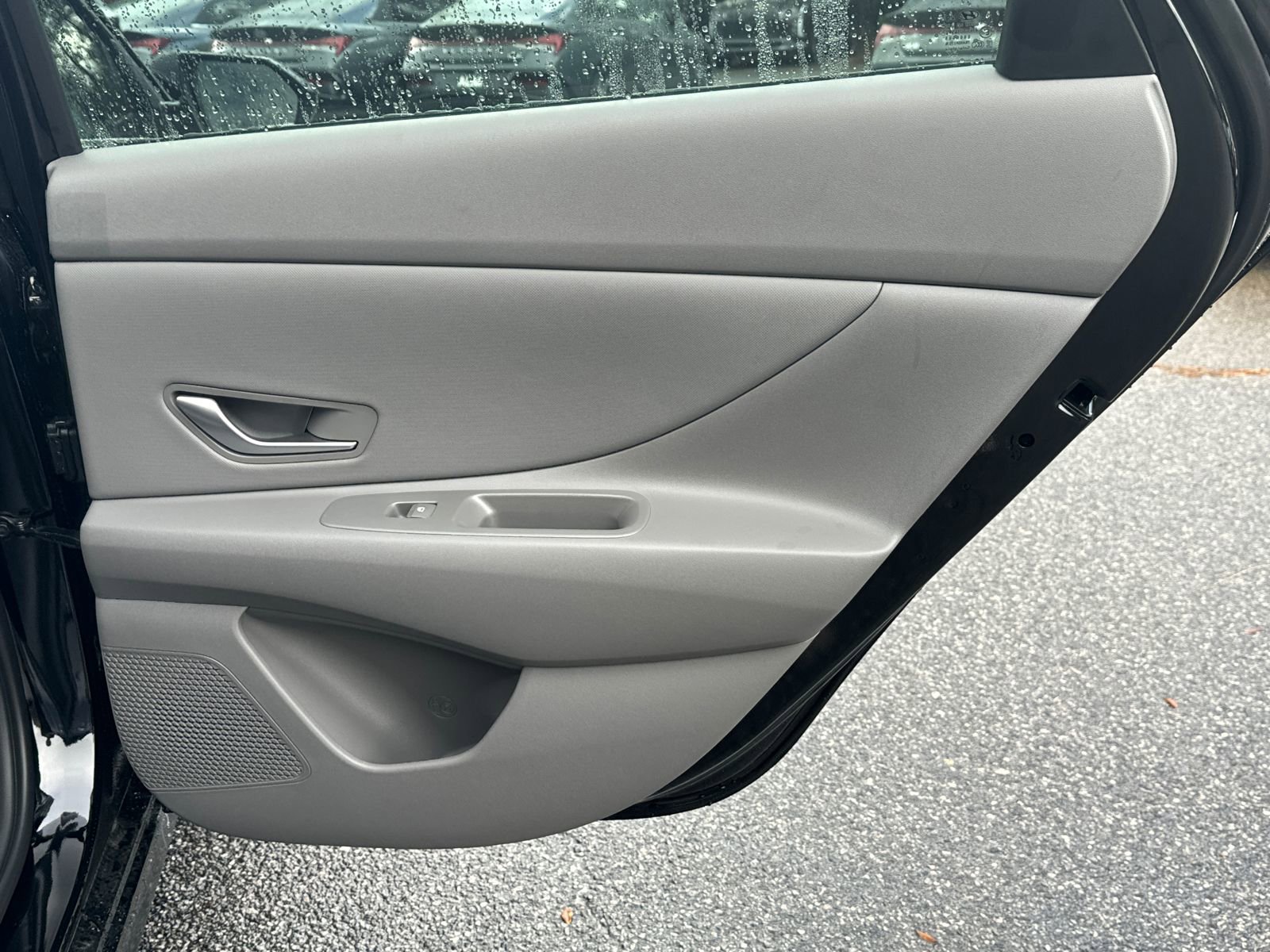 Used 2025 Hyundai Elantra SEL FWD image 16