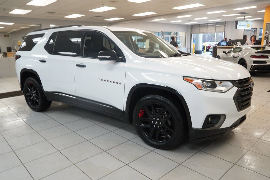 Used 2019 Chevrolet Traverse Premier w/ Redline Edition image 14