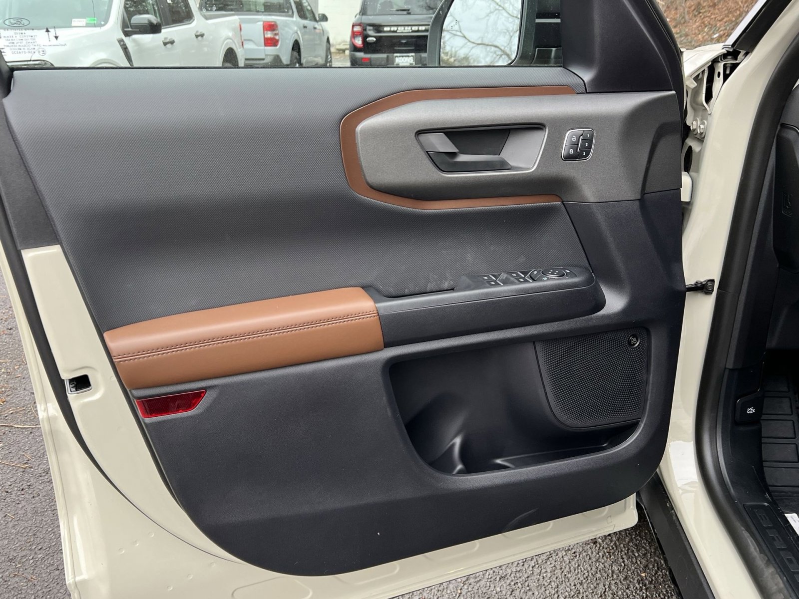 New 2025 Ford Bronco Sport Outer Banks w/ Outer Banks Tech Package+ image 14