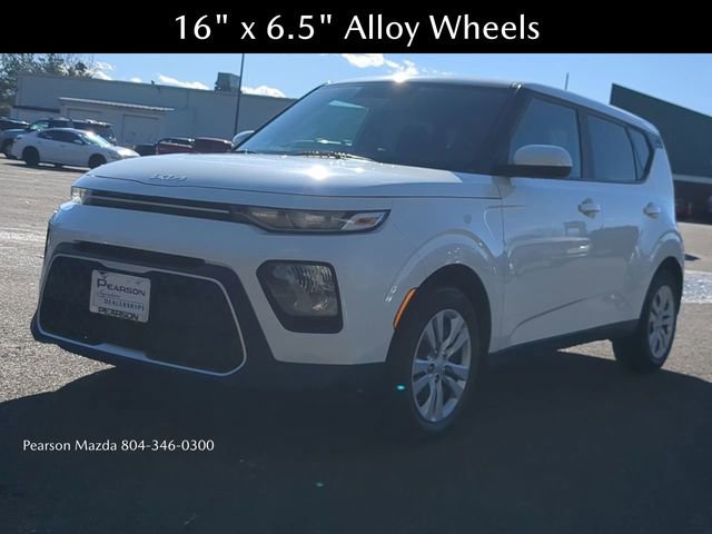 Used 2022 Kia Soul LX image 8