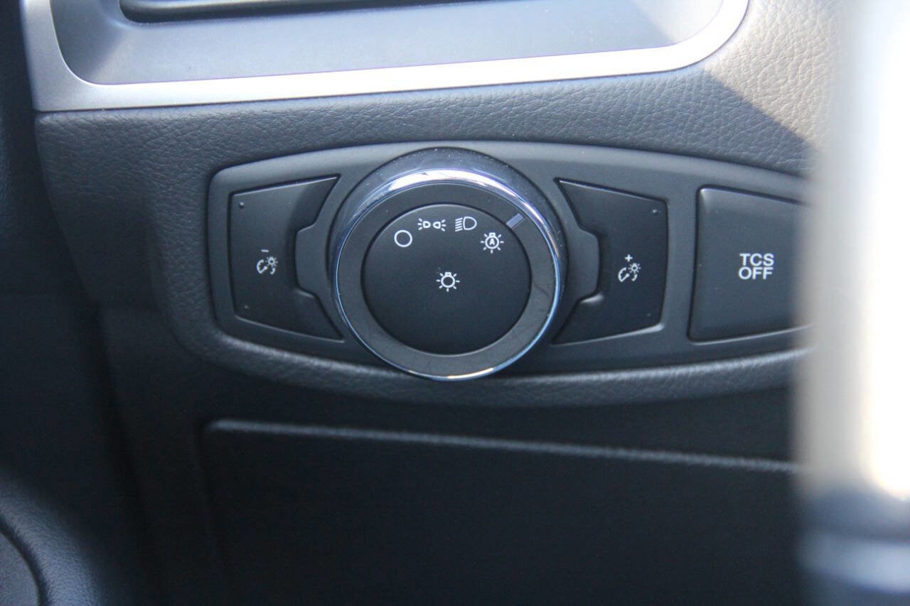 Used 2023 Ford Edge SEL image 26