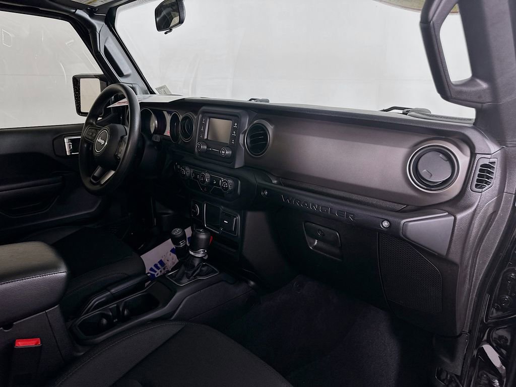Used 2018 Jeep Wrangler Sport image 33