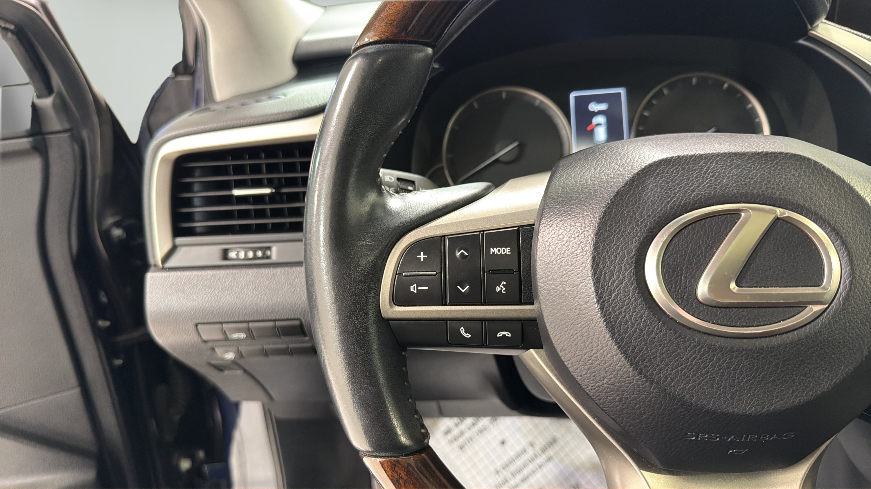 Used 2016 Lexus RX 350 FWD w/ Premium Package image 13
