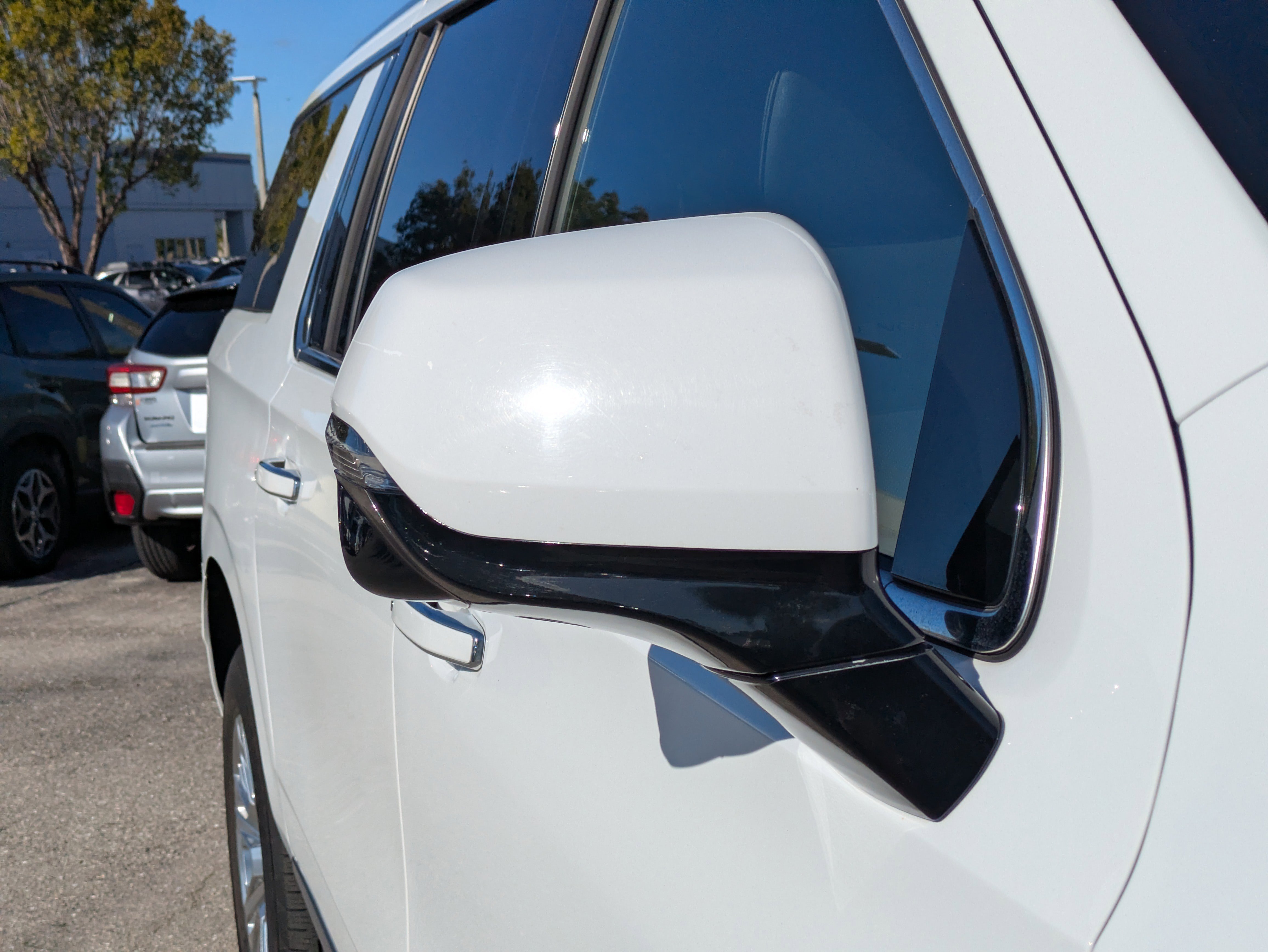 Used 2024 GMC Yukon XL Denali image 12