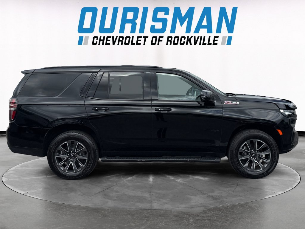 Used 2023 Chevrolet Tahoe Z71 w/ Luxury Package AWD/4WD image 7