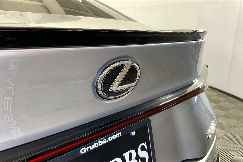 Used 2025 Lexus IS 350 F Sport w/ Accessory Package RWD image 39