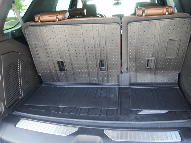 Used 2023 Chevrolet Tahoe High Country RWD image 14