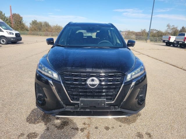 Used 2024 Nissan Kicks SR image 17