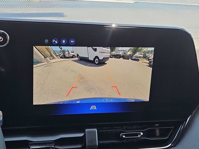 New 2027 Chevrolet Equinox RS FWD image 15