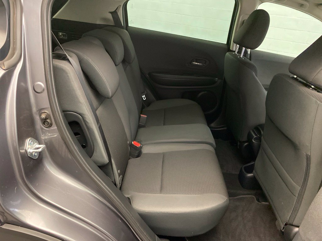 Used 2021 Honda HR-V LX image 25
