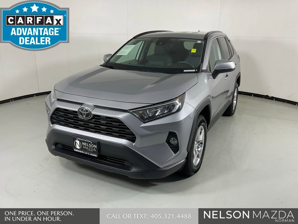 Used 2020 Toyota RAV4 XLE image 1