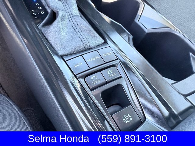 Used 2025 Toyota Camry LE FWD image 22