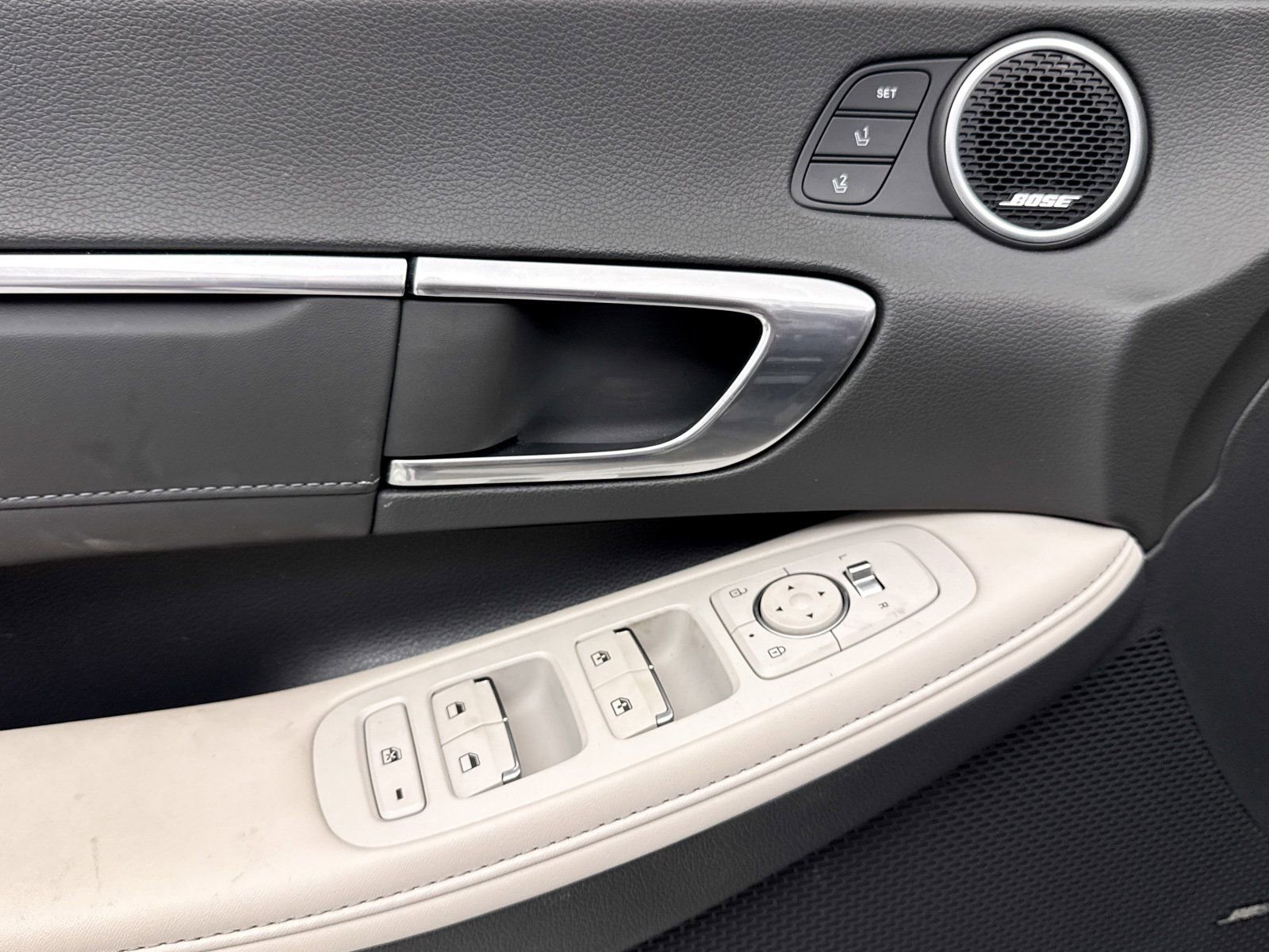 Used 2023 Hyundai Sonata Limited image 29