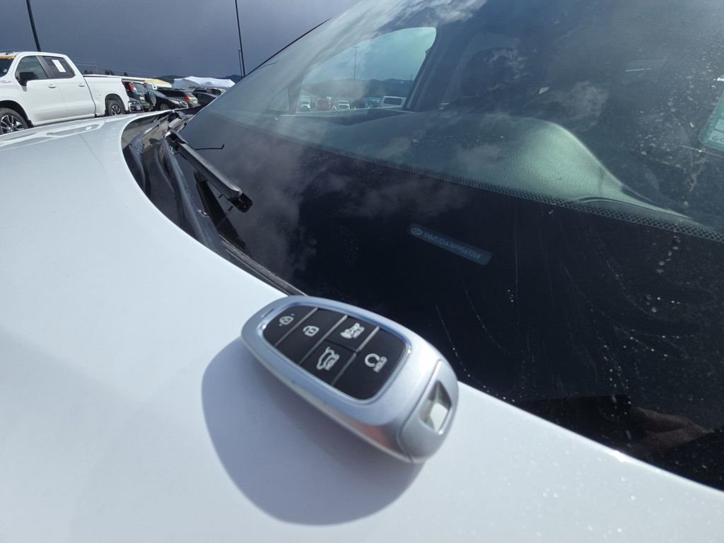 Used 2023 Hyundai Santa Fe SEL w/ Premium Package AWD/4WD image 11