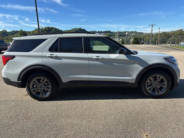 New 2027 Ford Explorer Active w/ Active Comfort Package AWD/4WD image 5
