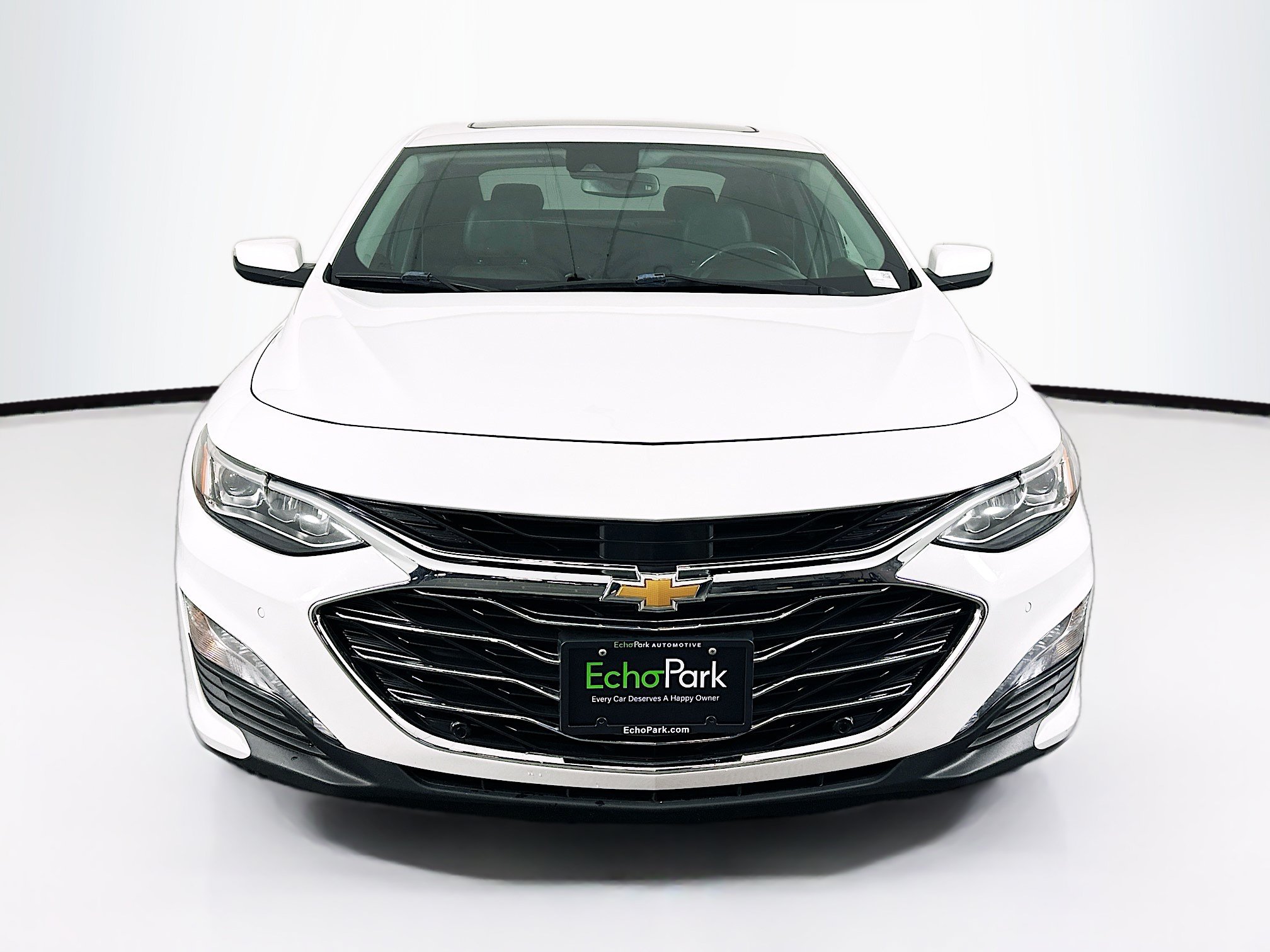Used 2020 Chevrolet Malibu Premier FWD image 2